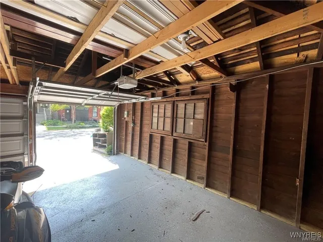 $1,350 | 180 Richmond Avenue, Unit 2, Buffalo, NY 14222