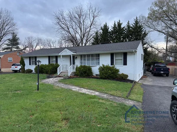 $2,925 | 3113 Clearview Drive, Roanoke, VA 24018