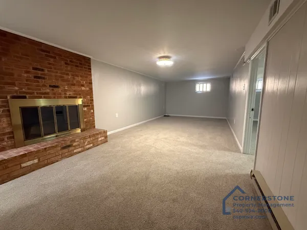$2,925 | 3113 Clearview Drive, Roanoke, VA 24018
