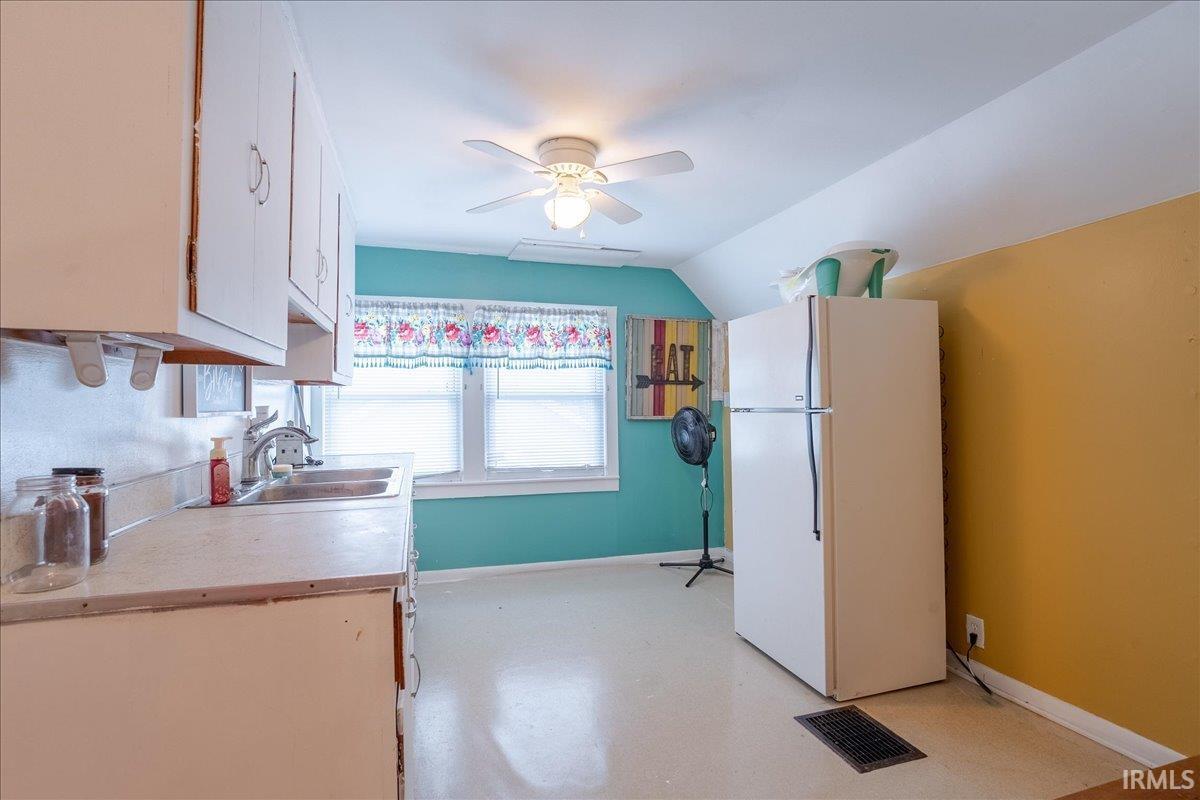 609 Center Street Rockport, IN 47635 - Photo 26 of 44