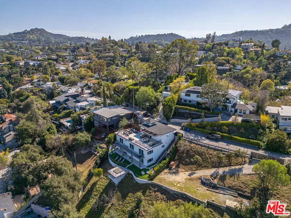 $1,499,000 | 11729 Laurelwood Drive, Studio City, CA 91604