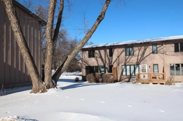 $249,900 | 1216 Woodley Street East, Northfield, MN 55057