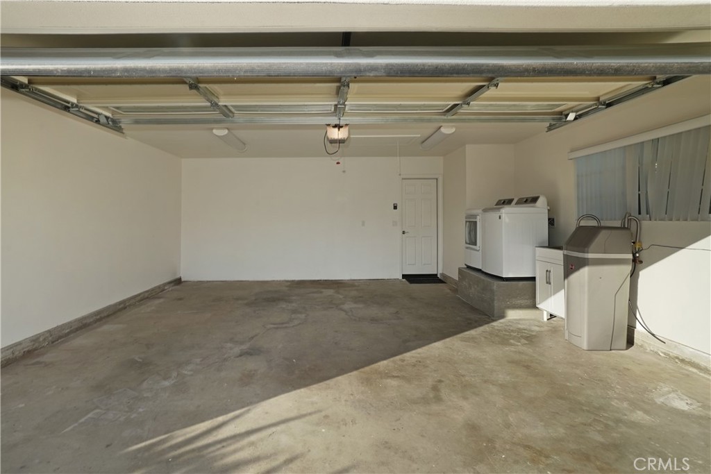 8550 Raviller Drive Downey, CA 90240 - Photo 28 of 38 Gallery Image 28