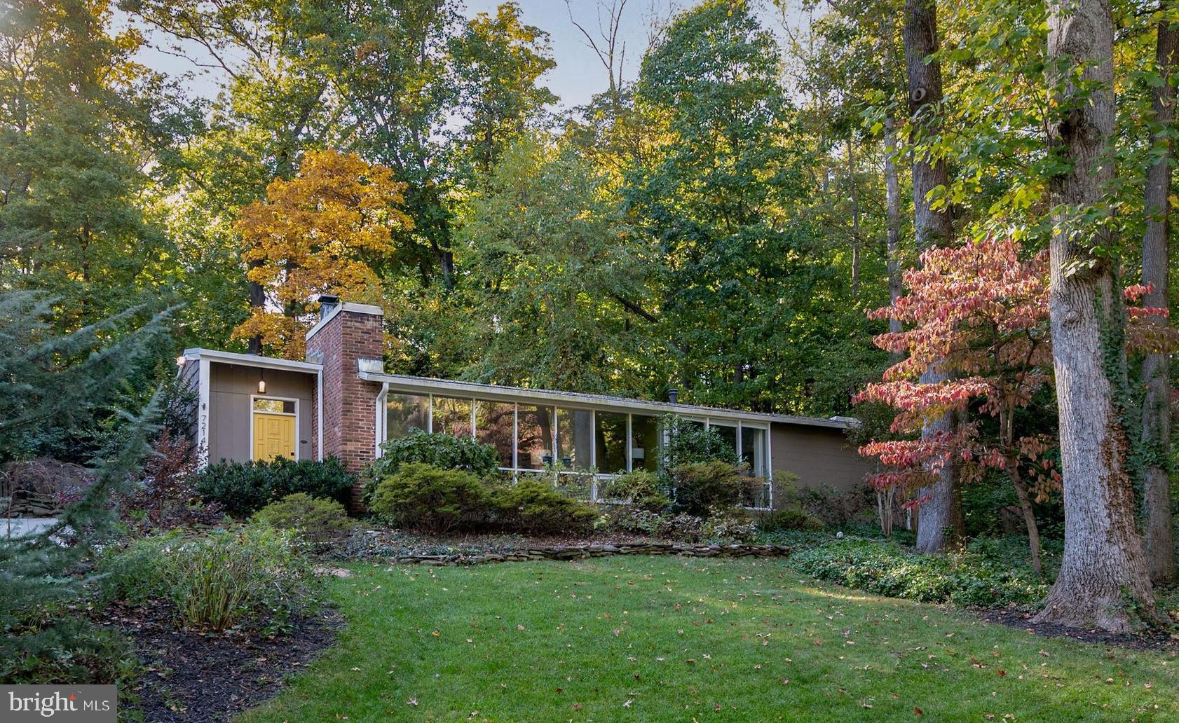 7214 Beechwood Road Alexandria, VA 22307 - Photo 1 of 47