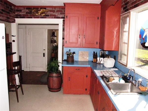 1035 Bernardston Road Greenfield, MA 01301 - Photo 11 of 30 Gallery Image 11
