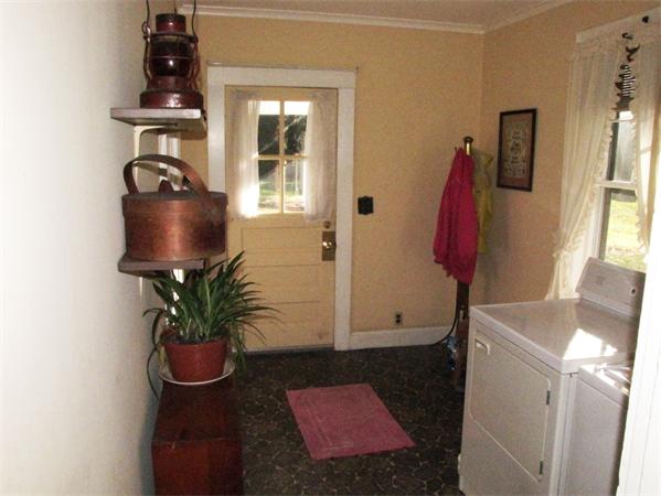 1035 Bernardston Road Greenfield, MA 01301 - Photo 10 of 30 Gallery Image 10