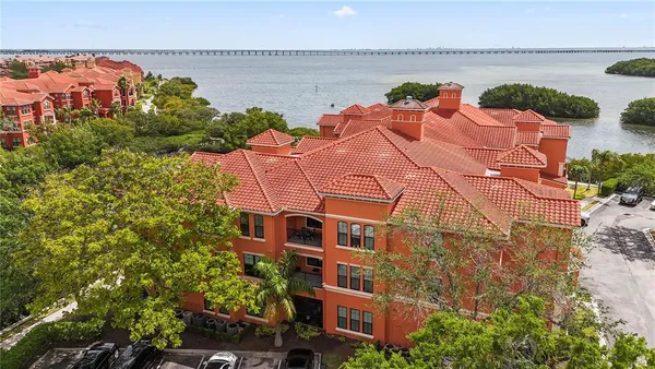 $1,900 | 2732 Via Murano, Unit 524, Clearwater, FL 33764