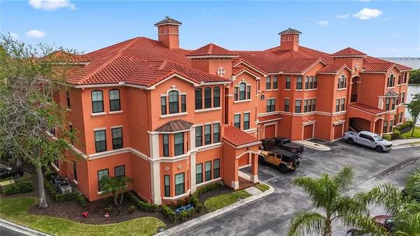 $1,900 | 2732 Via Murano, Unit 524, Clearwater, FL 33764