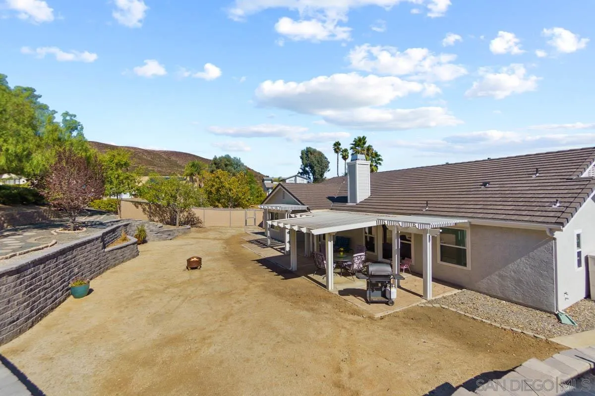 16352 Oakley Road Ramona, CA 92065 - Photo 15 of 55 Gallery Image 15