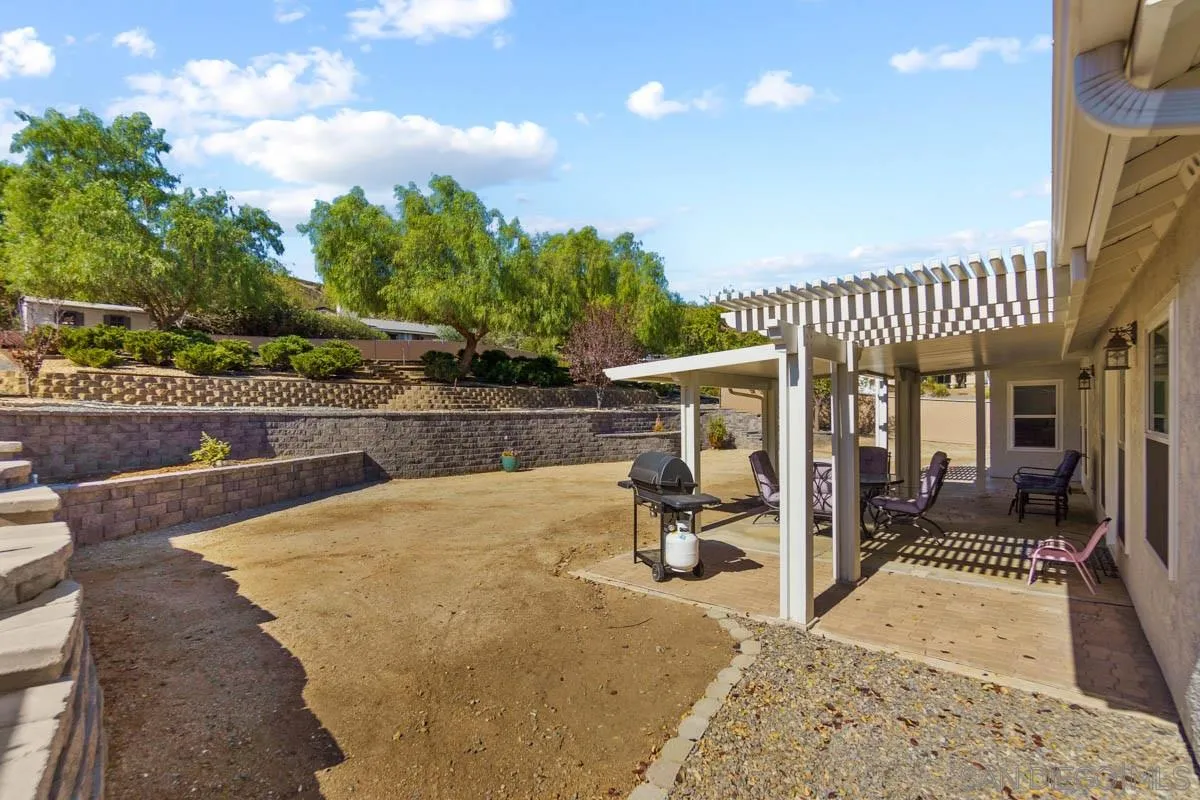 16352 Oakley Road Ramona, CA 92065 - Photo 17 of 55 Gallery Image 17