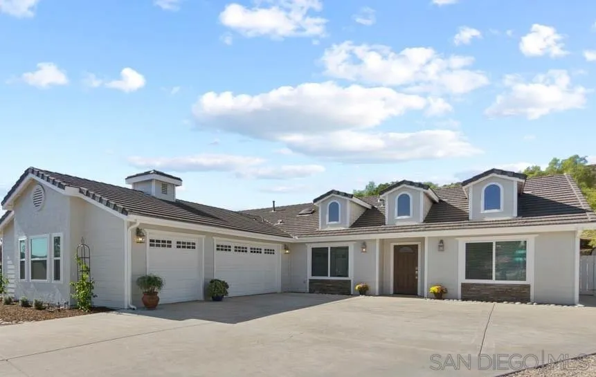 16352 Oakley Road Ramona, CA 92065 - Photo 3 of 55 Gallery Image 3