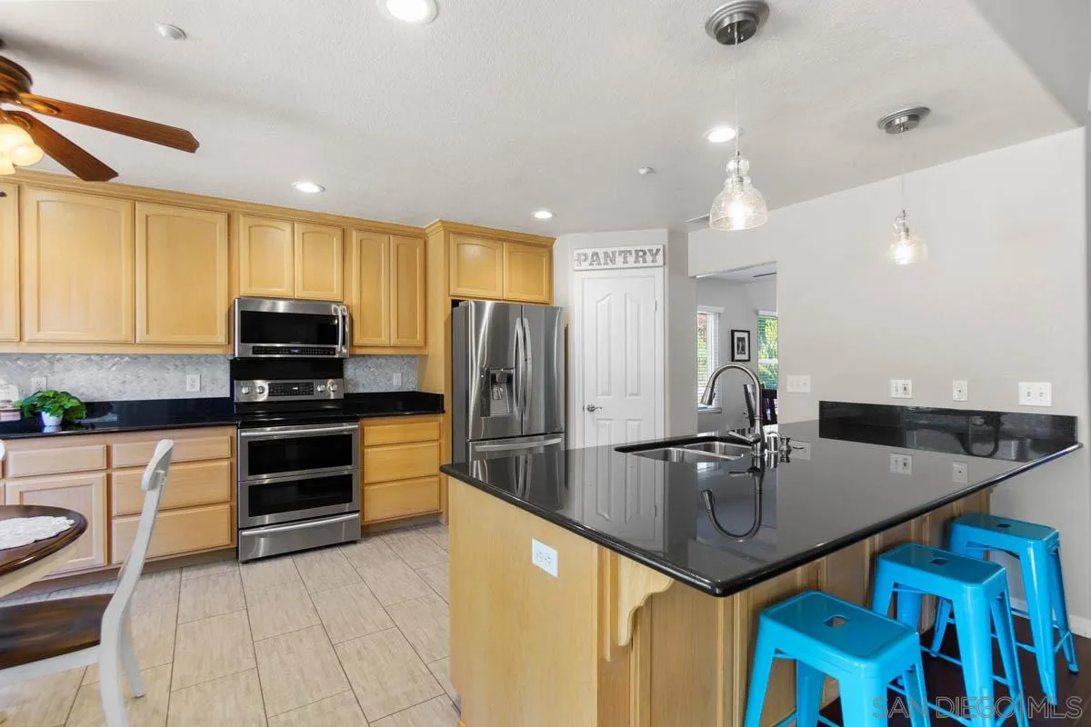 16352 Oakley Road Ramona, CA 92065 - Photo 10 of 55 Gallery Image 10