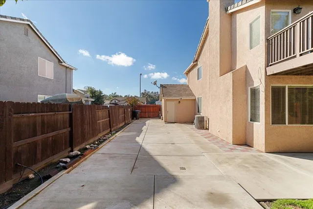 $715,000 | 442 South Manley Road, Ripon, CA 95366