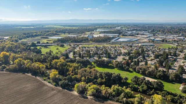 $715,000 | 442 South Manley Road, Ripon, CA 95366