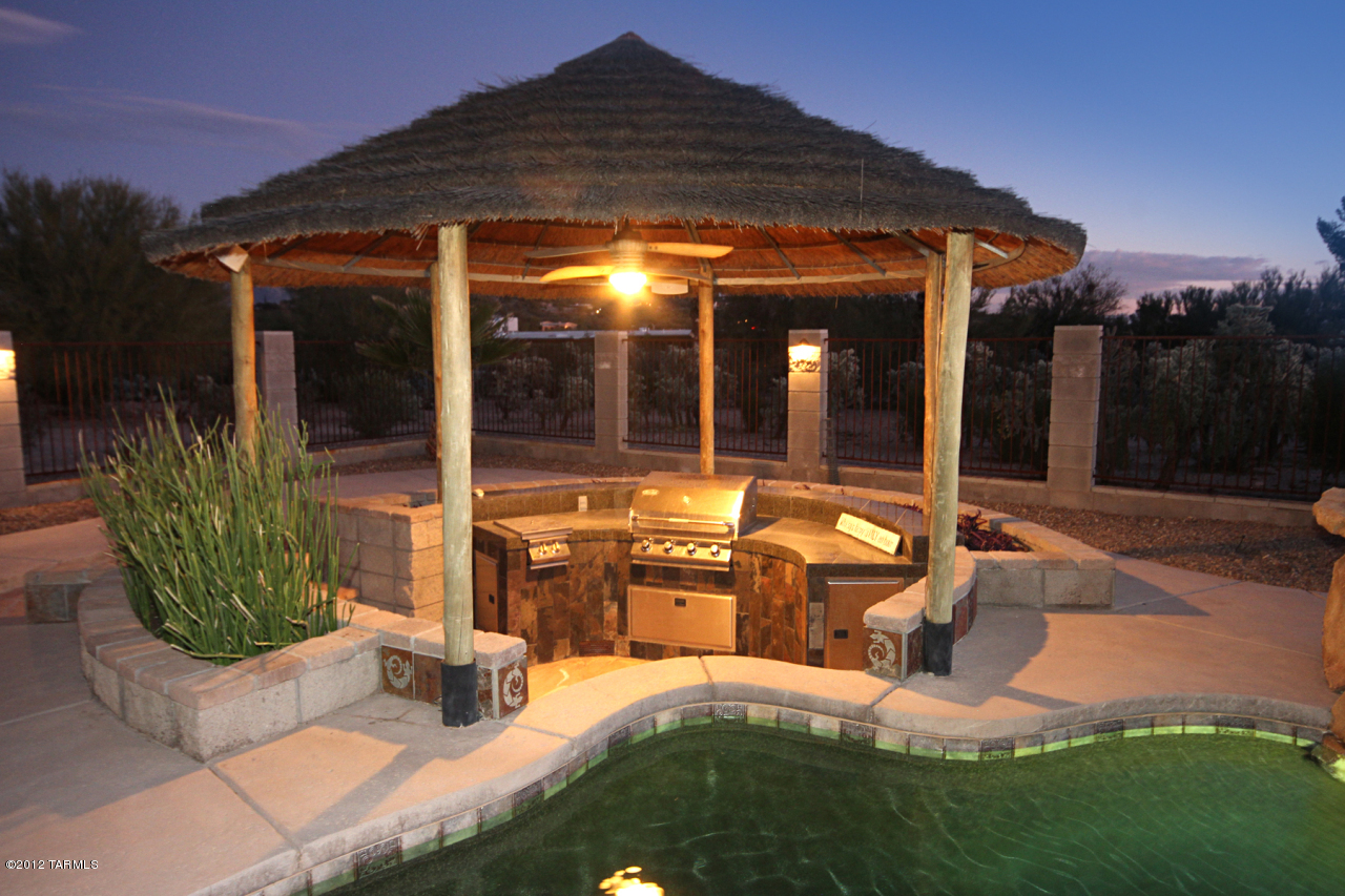 3635 North Harrison Road Tucson, AZ 85749 - Photo 3 of 25 Gallery Image 3