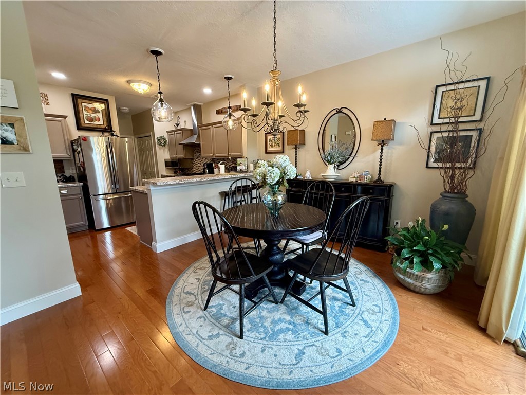 302 Wilcox Road Youngstown, OH 44515 - Photo 21 of 30 Hardwood-style flooring throughout