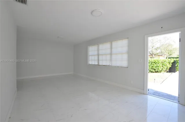 $3,000 | 10504 Southwest 77th Court, Unit 10504, Pinecrest, FL 33156