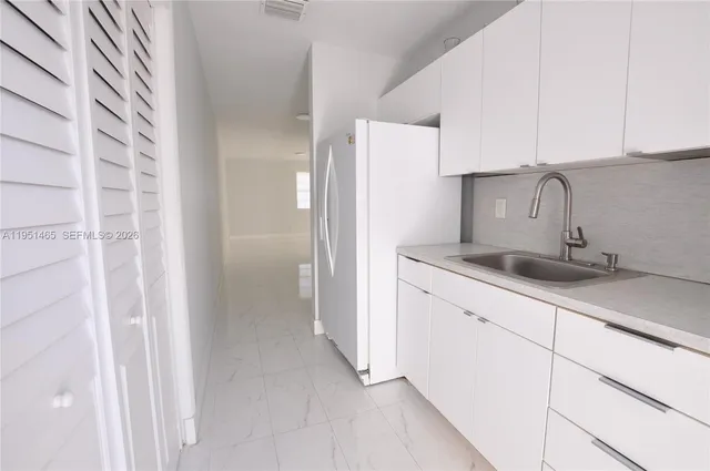 $3,000 | 10504 Southwest 77th Court, Unit 10504, Pinecrest, FL 33156