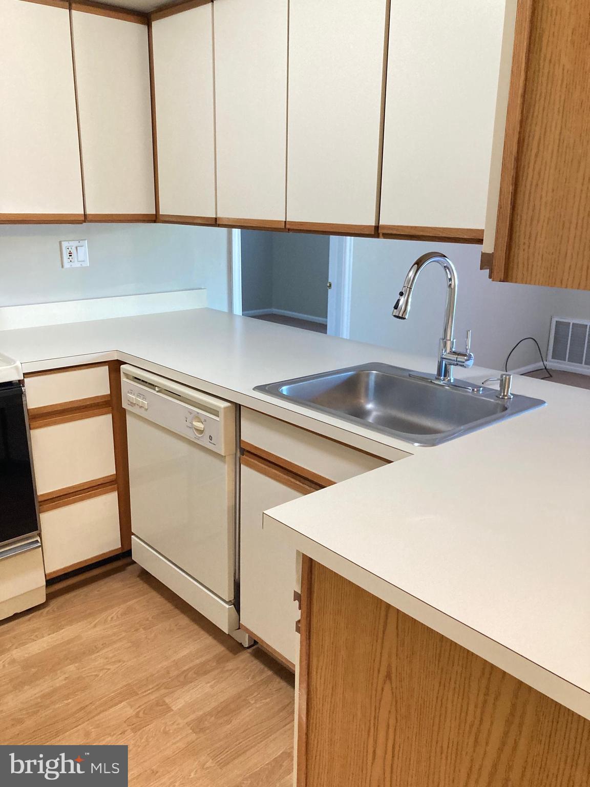 1110 Washington Place, Unit 10 Chesterbrook, PA 19087 - Photo 14 of 45