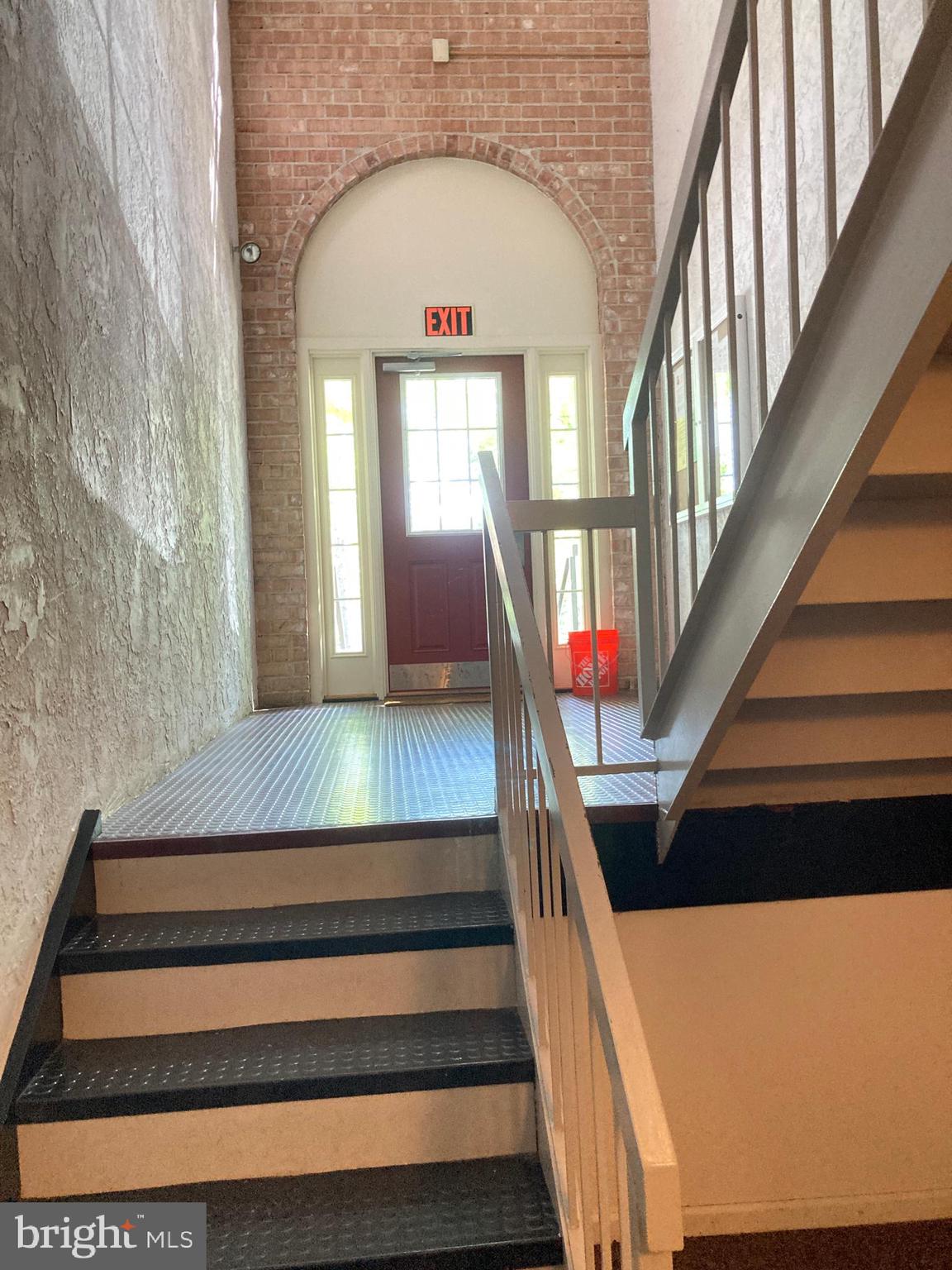 1110 Washington Place, Unit 10 Chesterbrook, PA 19087 - Photo 5 of 45