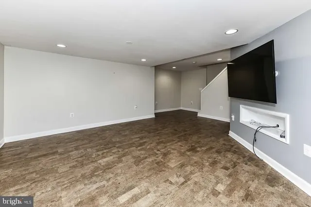 $4,300 | 14709 Muddy Creek Court, Centreville, VA 20120