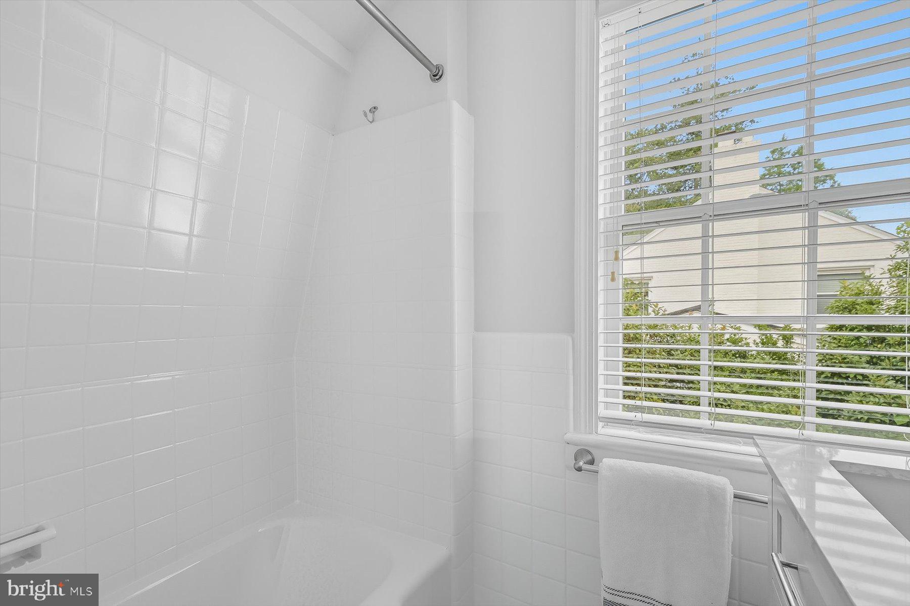 6302 Broad Branch Road Chevy Chase, MD 20815 - Photo 46 of 55 Full Hall Bath