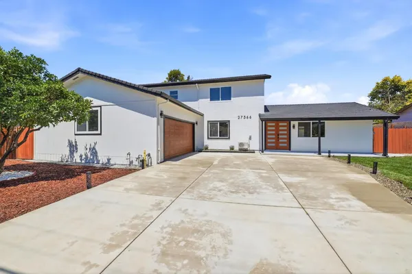 $1,058,000 | 27566 East 12th Street, Hayward, CA 94544
