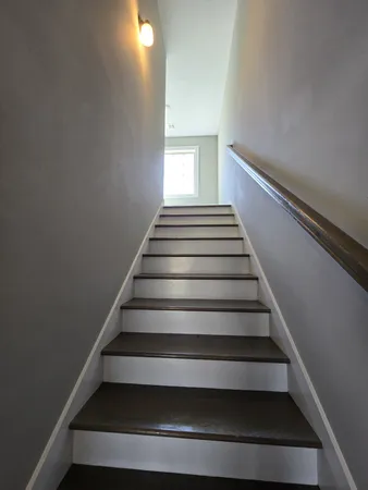 $2,100 | 414 A Oak Street, Clarksville, TN 37042