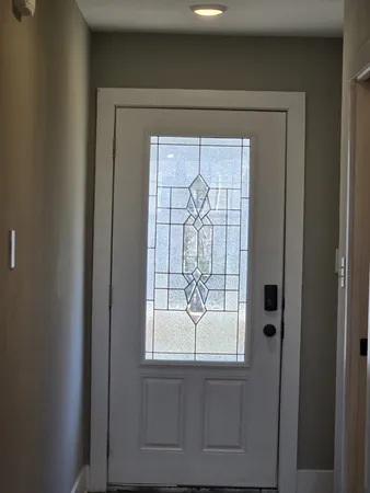 $2,100 | 414 A Oak Street, Clarksville, TN 37042