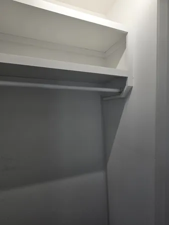 $2,100 | 414 A Oak Street, Clarksville, TN 37042