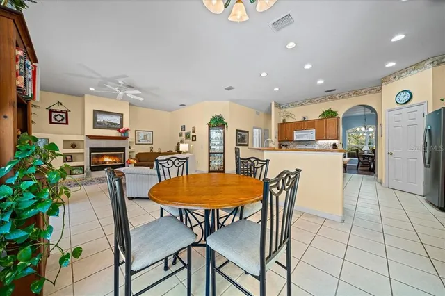 $679,900 | 16731 Southeast 181st Terrace, Weirsdale, FL 32195