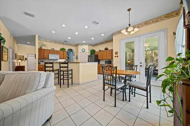 $679,900 | 16731 Southeast 181st Terrace, Weirsdale, FL 32195