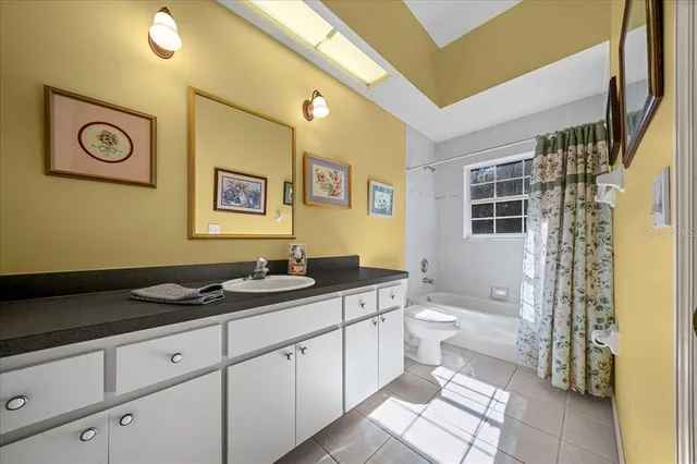 $679,900 | 16731 Southeast 181st Terrace, Weirsdale, FL 32195