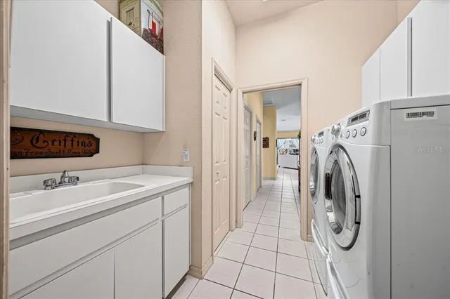 $679,900 | 16731 Southeast 181st Terrace, Weirsdale, FL 32195