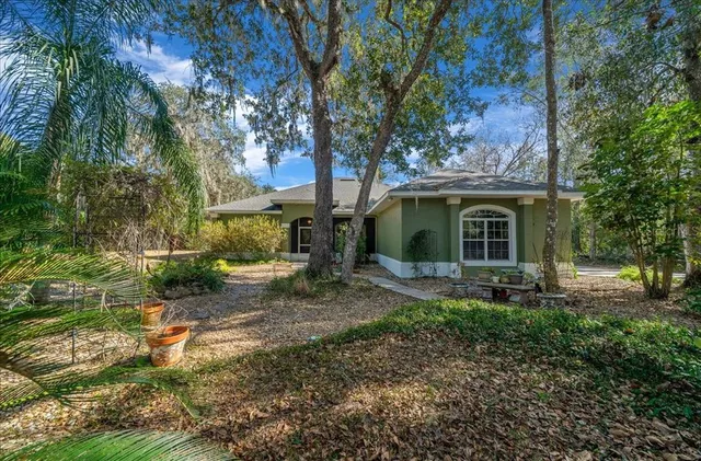 $679,900 | 16731 Southeast 181st Terrace, Weirsdale, FL 32195