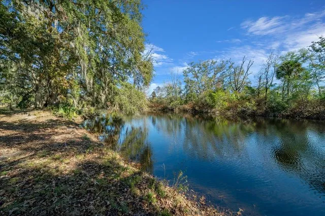 $679,900 | 16731 Southeast 181st Terrace, Weirsdale, FL 32195