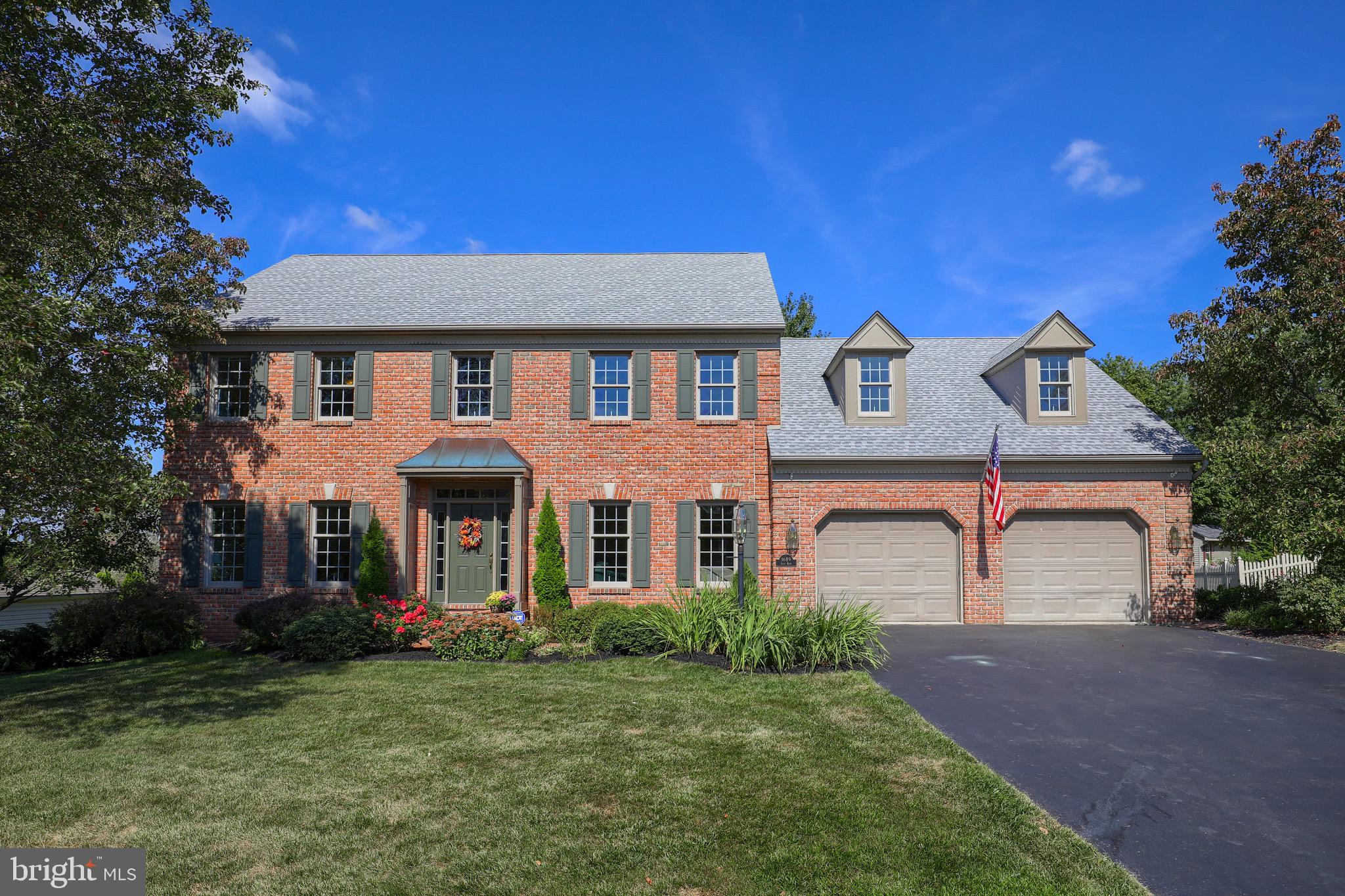 1689 Lilac Road York, PA 17408 - Photo 3 of 39