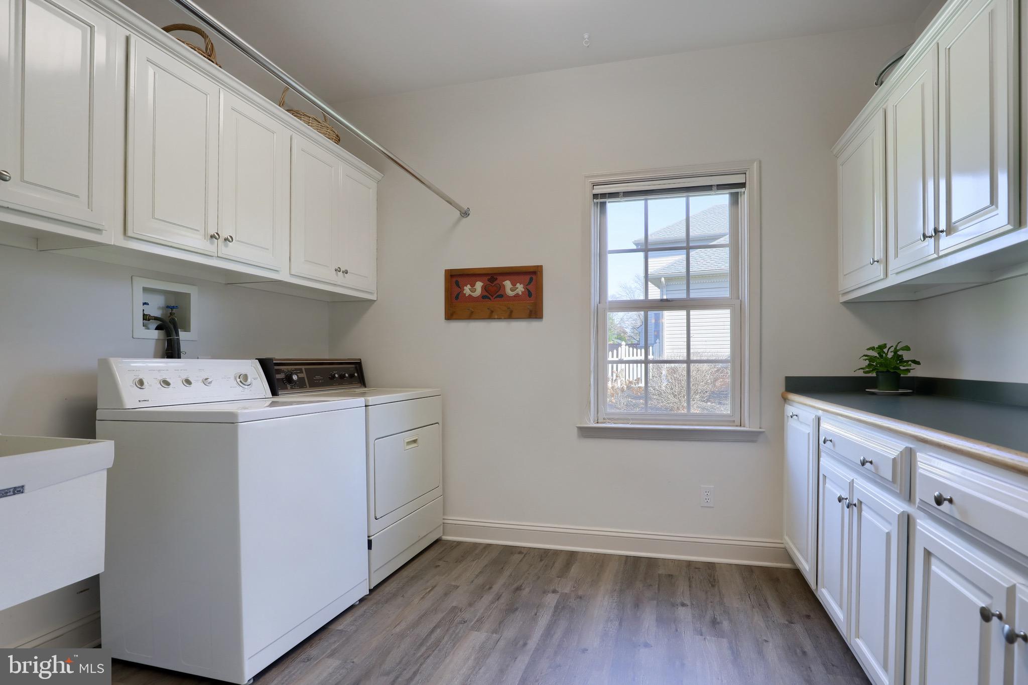 1689 Lilac Road York, PA 17408 - Photo 22 of 39