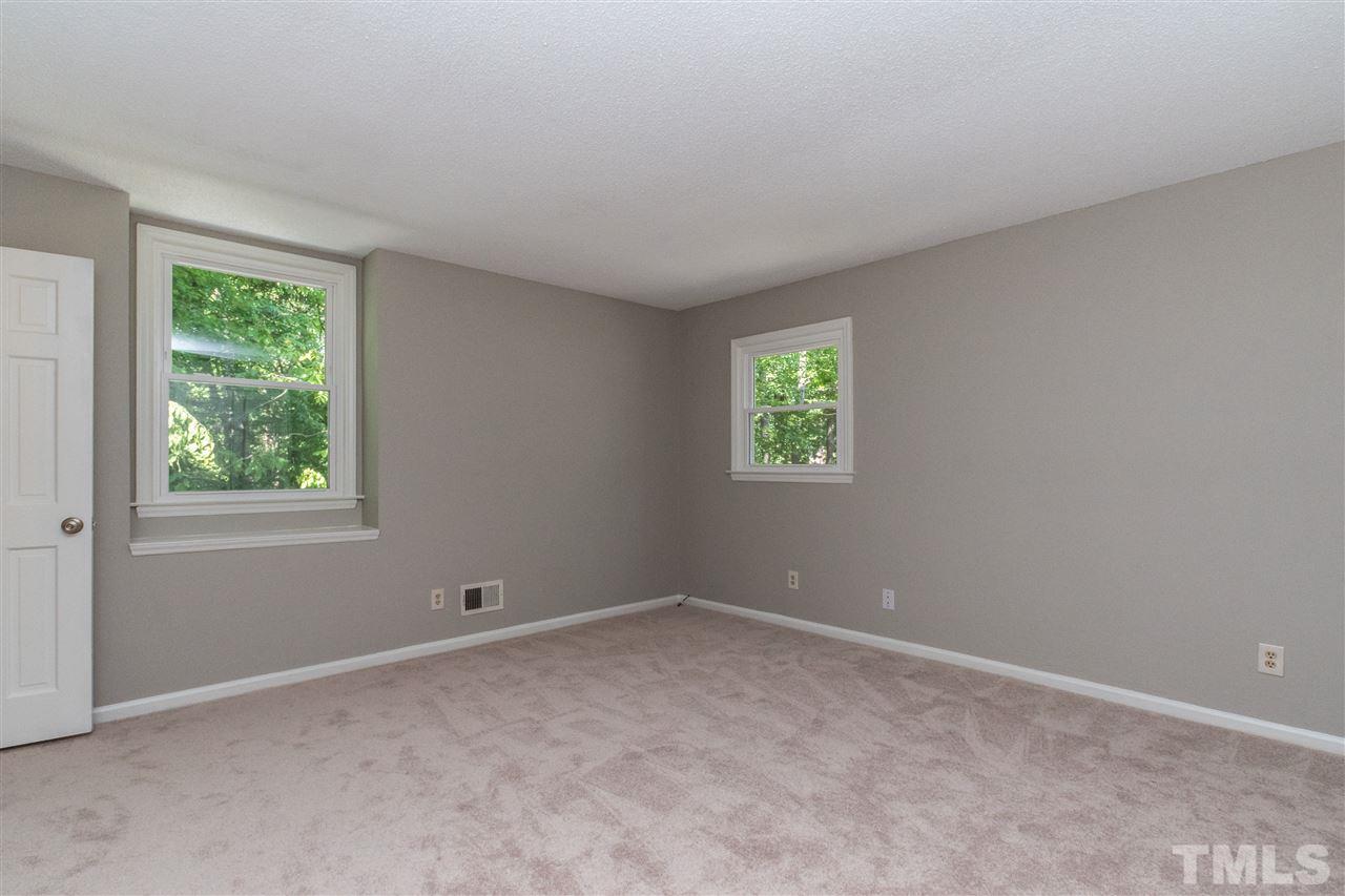 6710 Brookmeade Place Raleigh, NC 27612 - Photo 15 of 25 Gallery Image 15