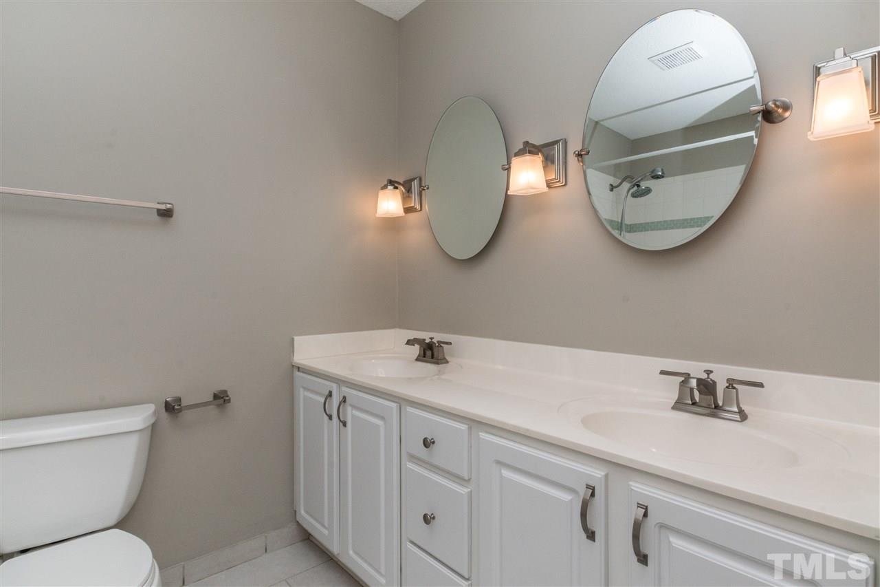 6710 Brookmeade Place Raleigh, NC 27612 - Photo 19 of 25 Gallery Image 19
