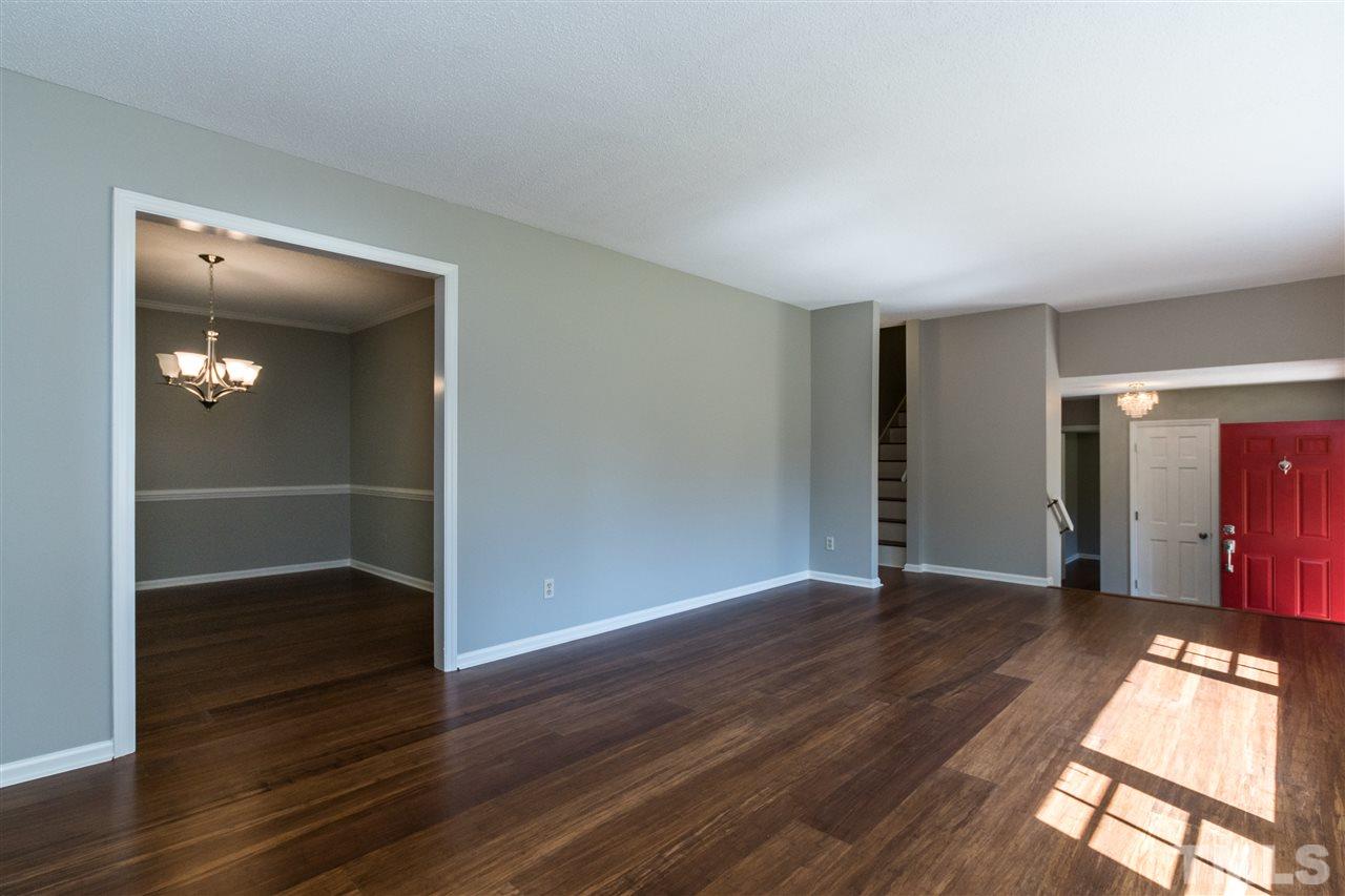 6710 Brookmeade Place Raleigh, NC 27612 - Photo 5 of 25 Gallery Image 5