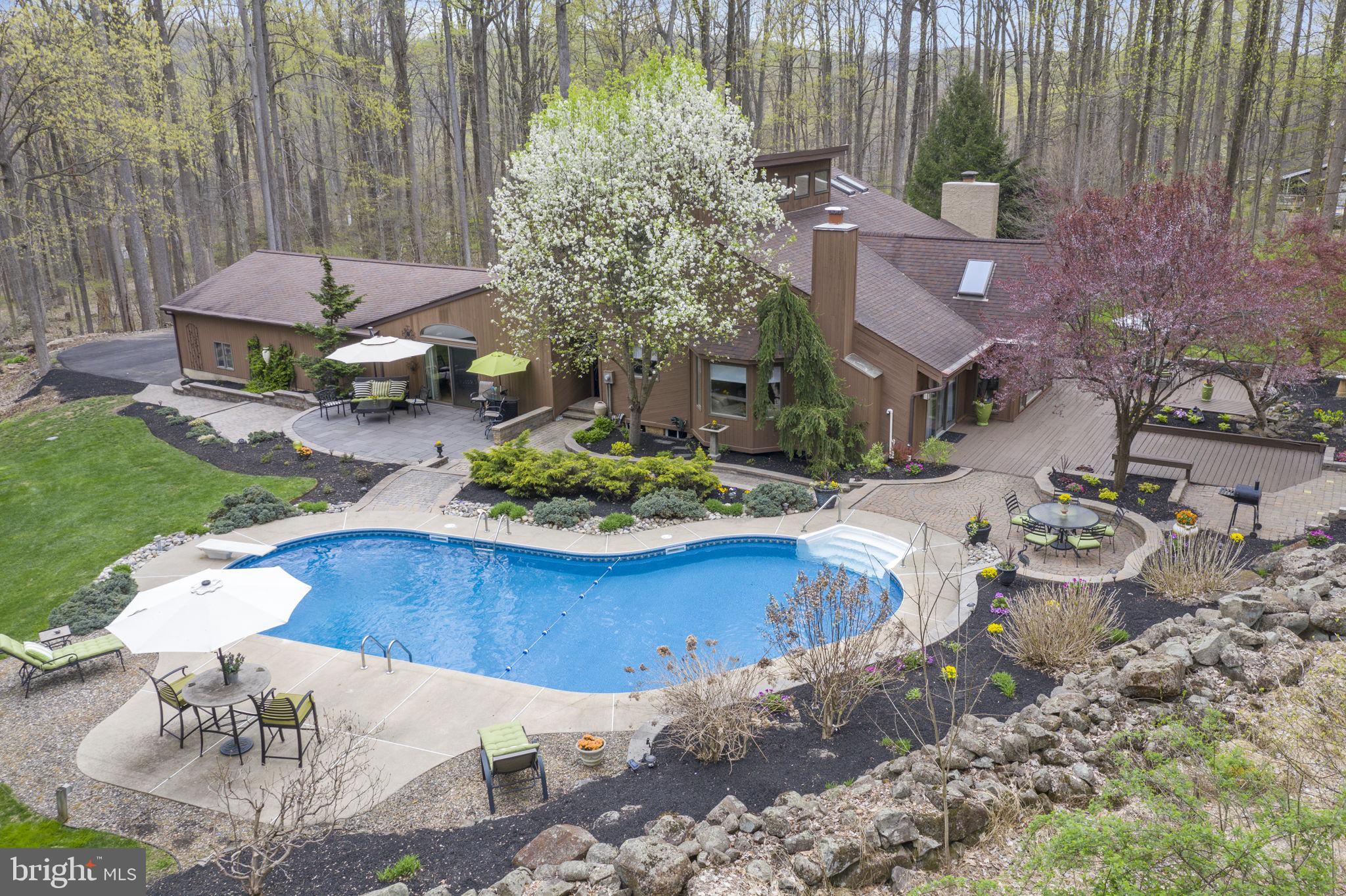 625 Kulp Road Perkiomenville, PA 18074 - Photo 35 of 41 Full View Pool and Patios