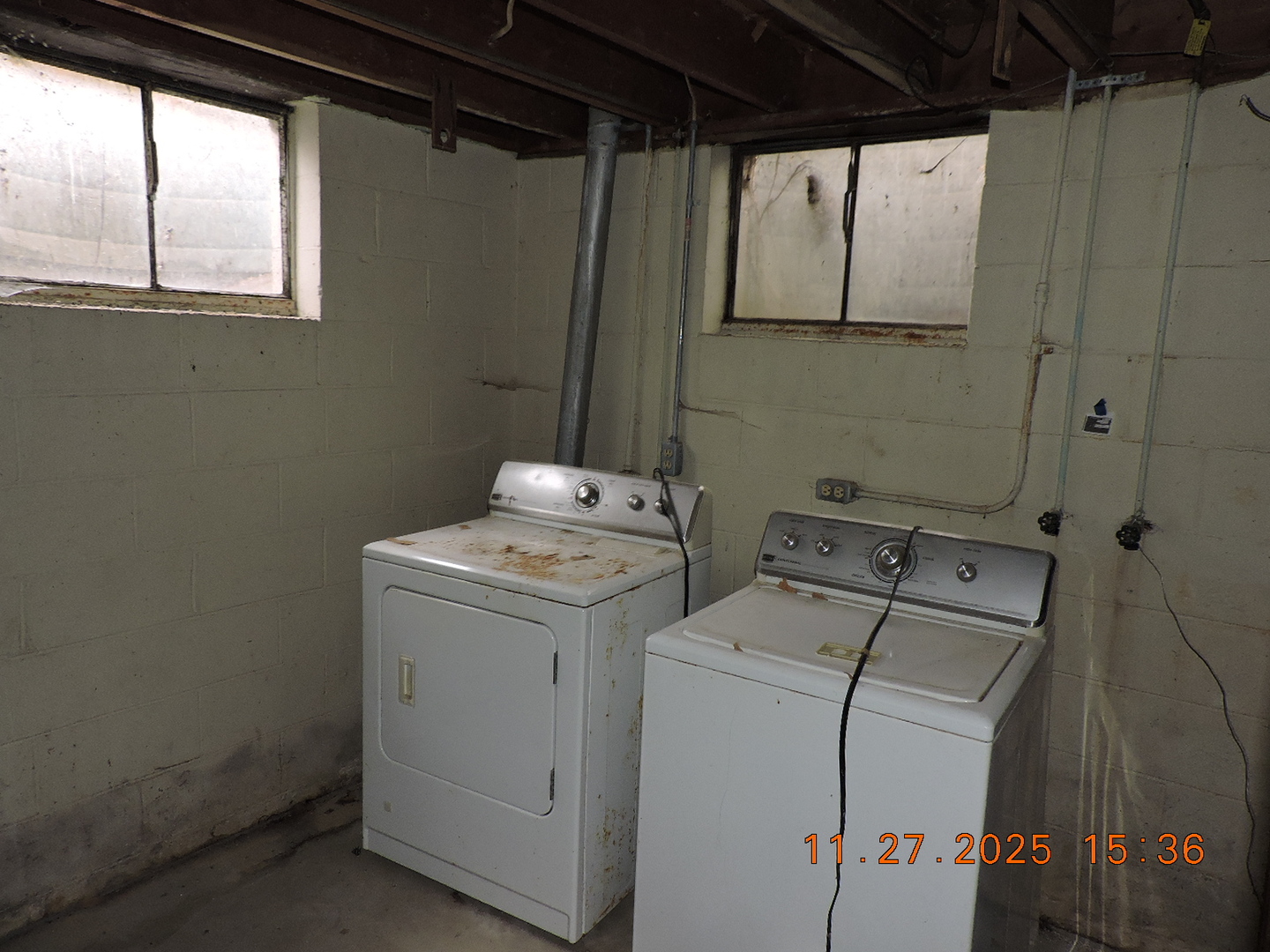 2810 Townway Road Danville, IL 61832 - Photo 12 of 15 a utility room with dryer and washer