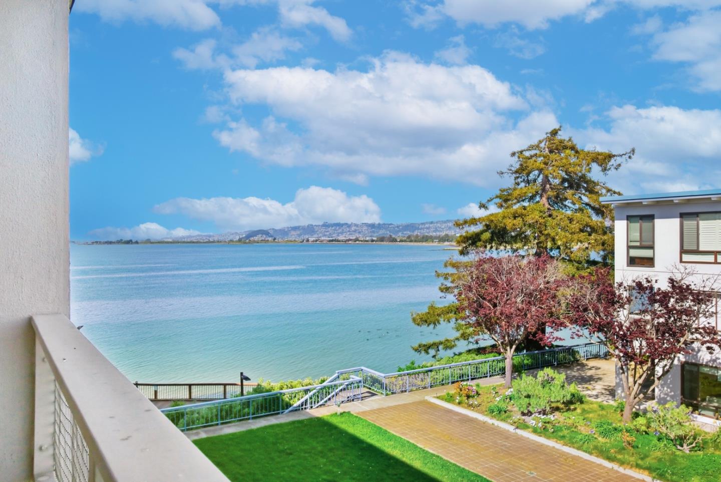 8 Commodore Drive, Unit C457 Emeryville, CA 94608 - Photo 22 of 48 a view of a lake with a big yard