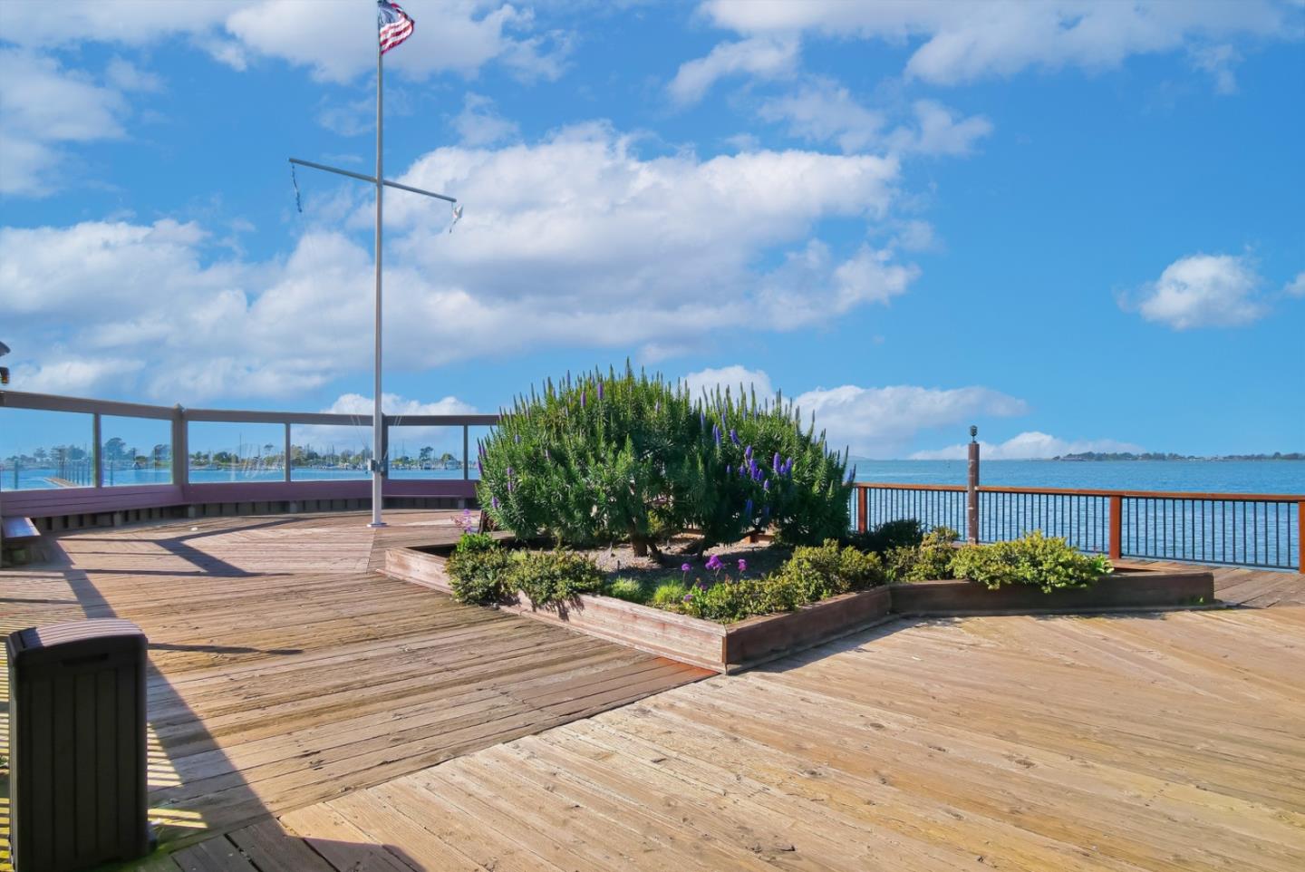 8 Commodore Drive, Unit C457 Emeryville, CA 94608 - Photo 35 of 48