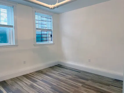 $4,175 | 15 Thatcher Street, Unit B, Brookline, MA 02446