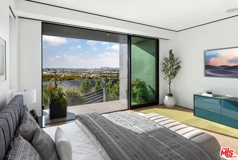 $23,500,000 | 8116 Laurel View Drive, Los Angeles, CA 90069