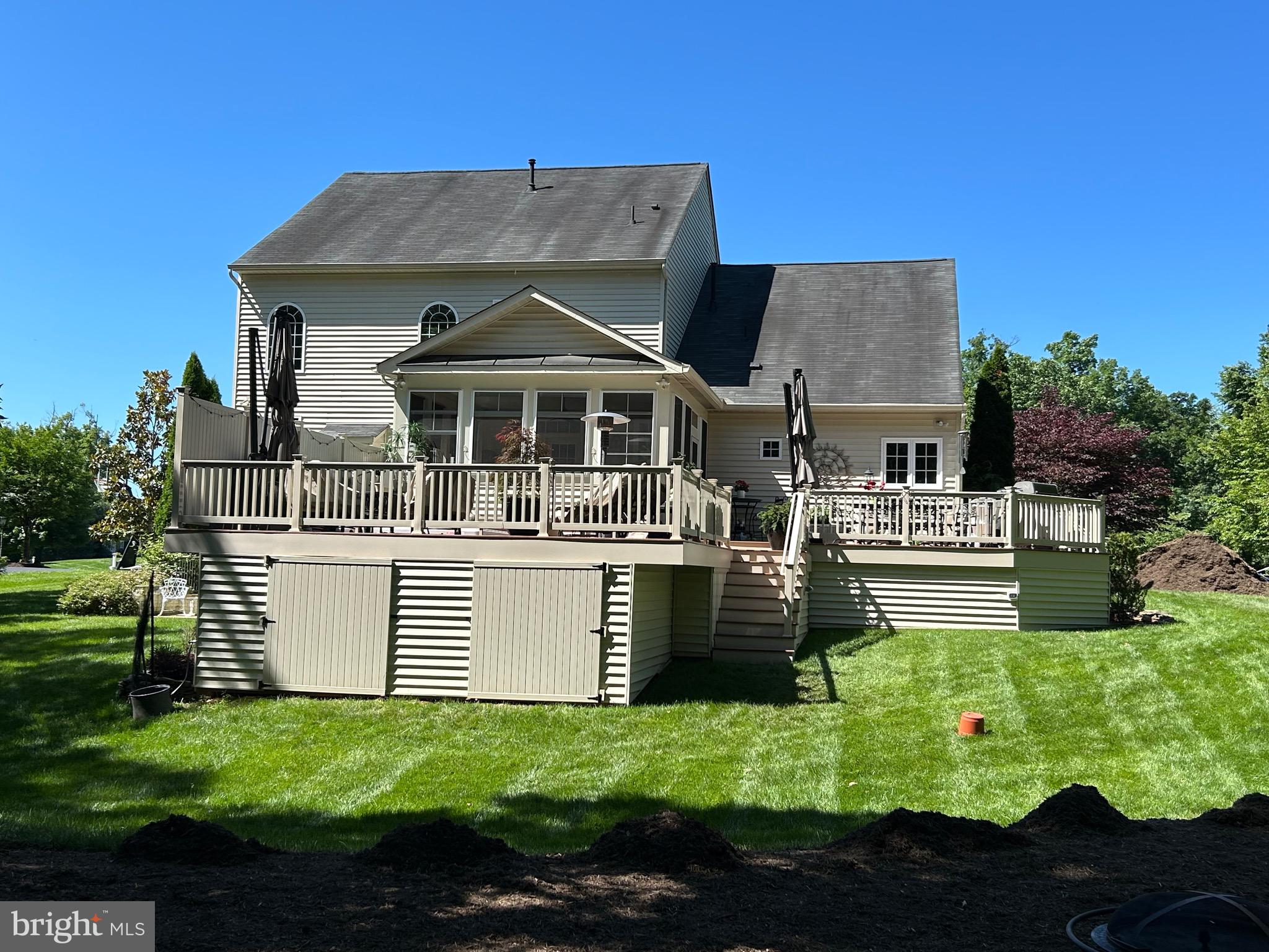 4590 Spring Run Road Warrenton, VA 20187 - Photo 79 of 80 a front view of house with yard