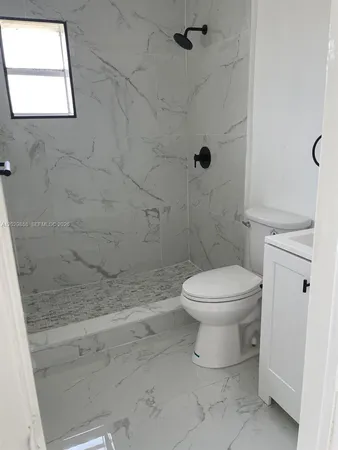 $1,400 | 6021 Polk Street, Unit 4, Hollywood, FL 33024