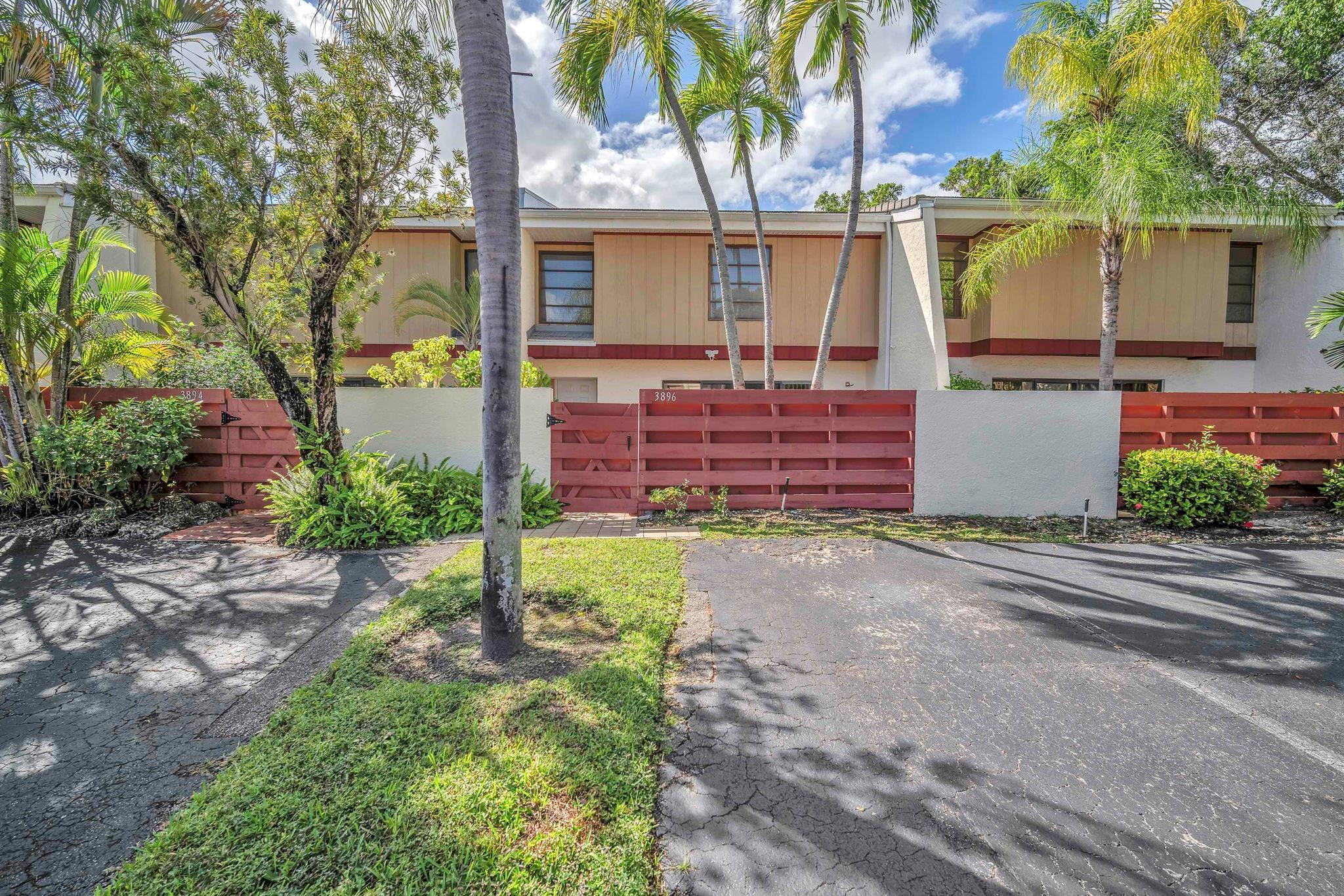 3896 Meadow Lane Hollywood, FL 33021 - Photo 1 of 33 Photo 1